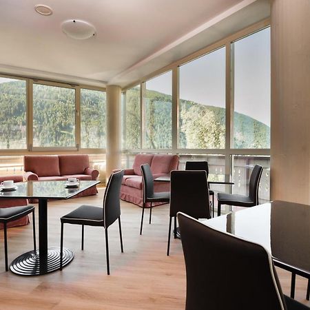 Hotel Vezza Alpine Lodge & Spa Вецца-д'Ольо Экстерьер фото